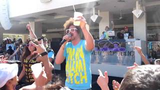 Download Lagu LMFAO -  I'm in Miami Bitch - Live from Vegas! MP3