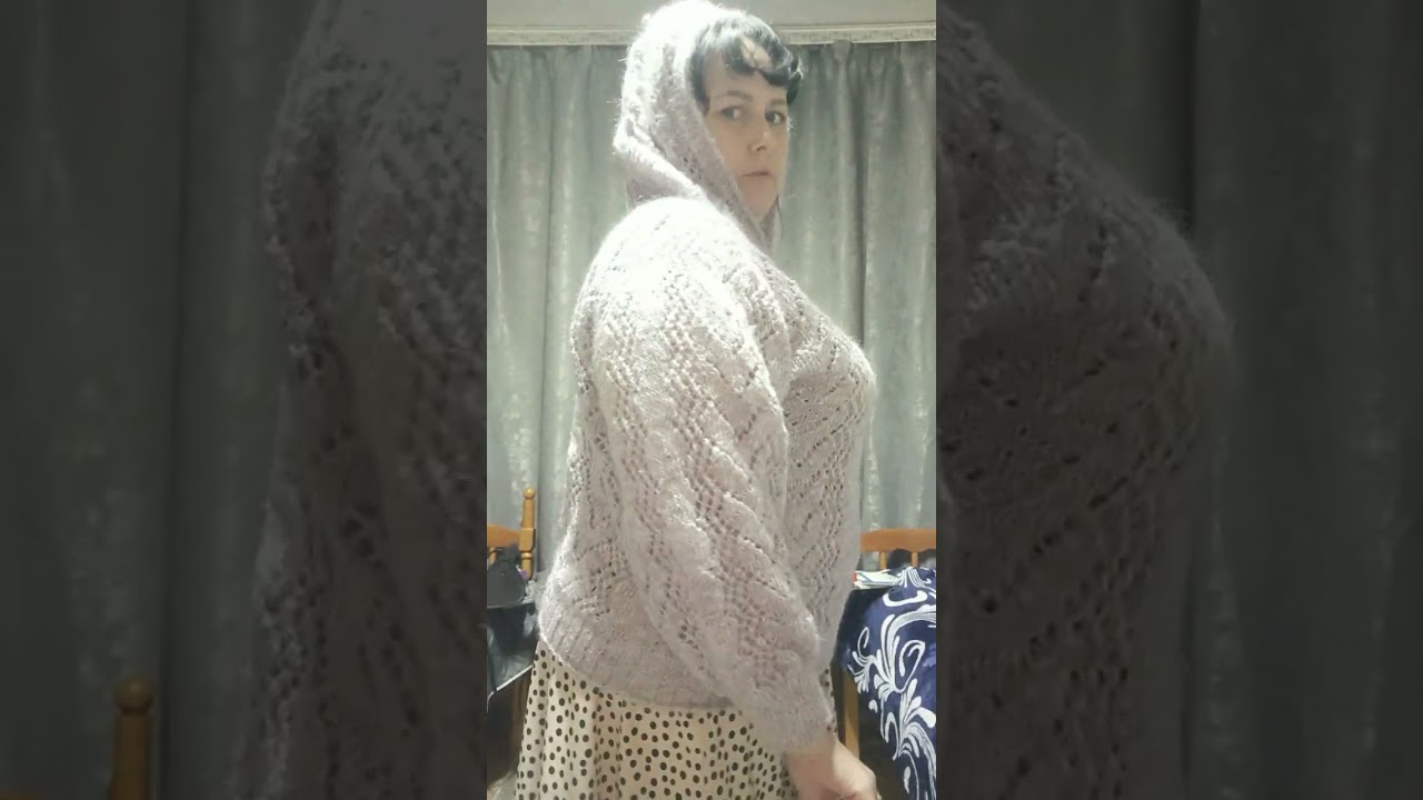 6 февраля 2026 г.Пуховые свитера и жилетки .т.89020931602