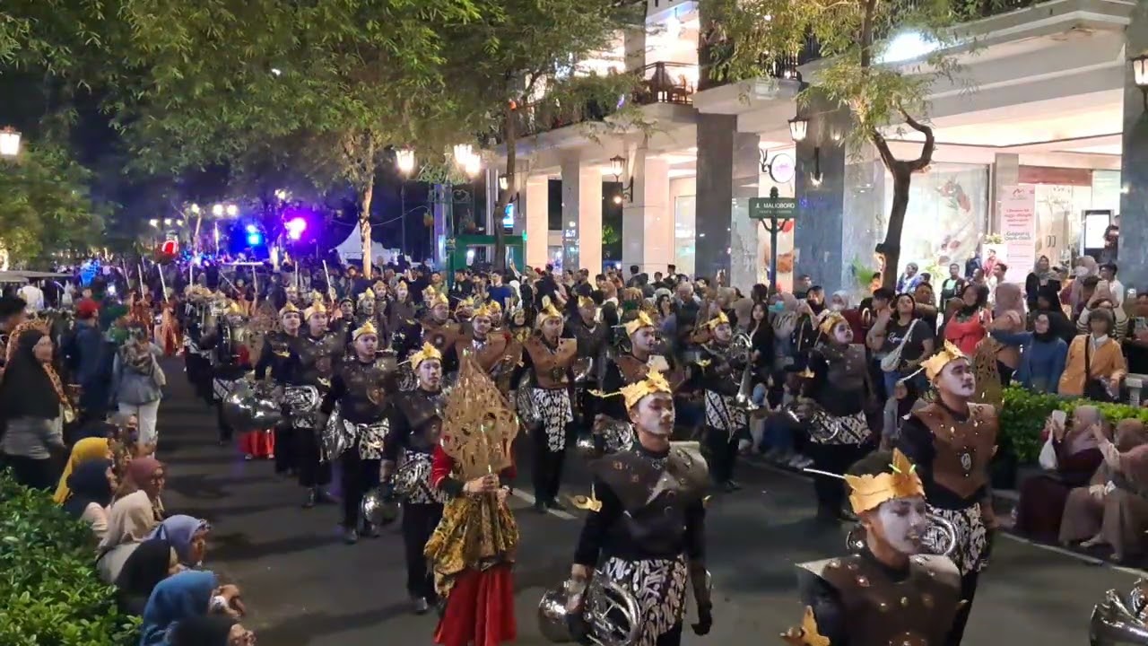 MB JAWAAHIRUL HIKMAH SMP & SMA JAWAAHIRUL HIKMAH TULUNGAGUNG - STREET PARADE PIALA RAJA HB CUP 2024