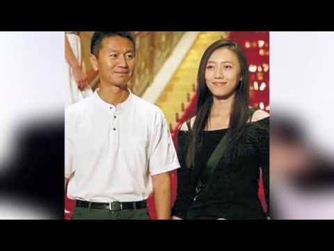 54岁吴若甫曾遭绑架，小22岁娇妻刘莎靓照曝光，女儿乖巧可爱