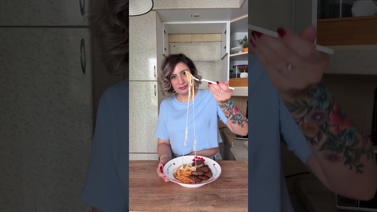 İtalyanlar Görmesin! 😂 Köfteli Makarna 🍝 #shortsfeed