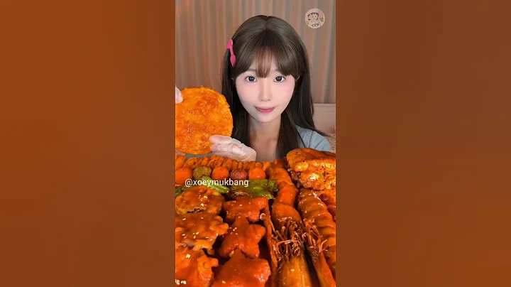 Spicy Chicken Nuggets and Enoki Mushroom & Noodles Mukbang