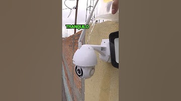 Cámara de seguridad Wi-Fi / Ethernet 3 Mpx robotizada con seguidor de movimiento para exterior