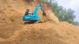 Story Line Kobelco SK200-6 , Kobelco SK200-10 Excavator Working Digging.