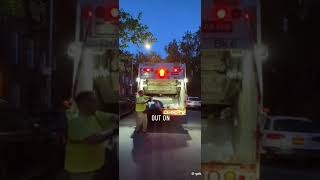 A day in the life of a New York City sanitation worker🚛🗑️ #trashntalk #nycsanitation #garbage #fyp