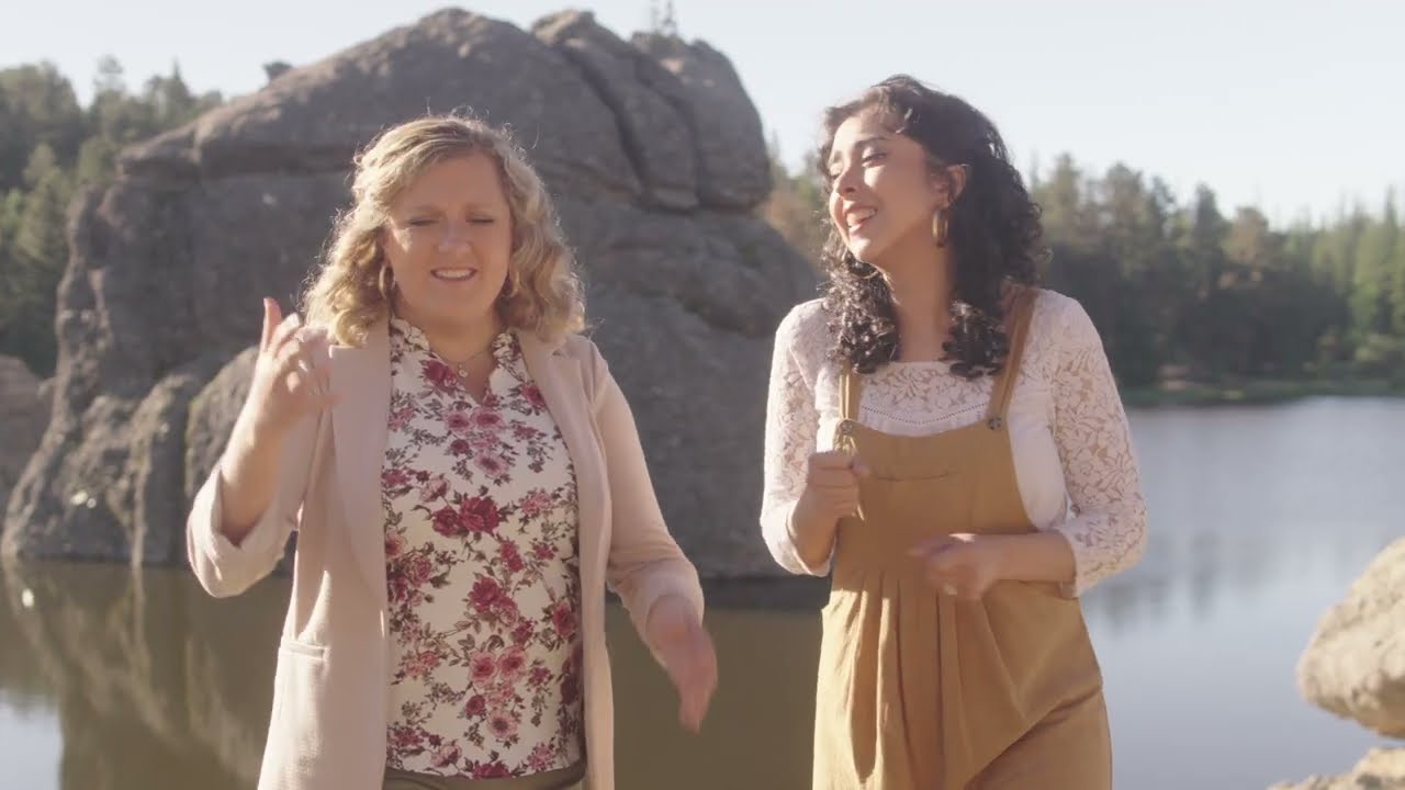 Voy a Renacer (video oficial - Allie Gardner y Diana Angulo) #filipenses413