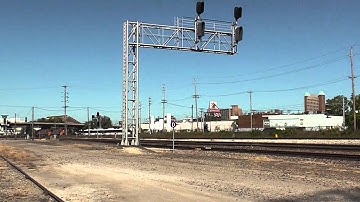 BNSF Warbonnets in St. Louis Mo near Theresa ave