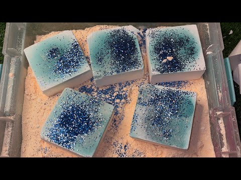 5 blocks of gym chalk topped with baby powder