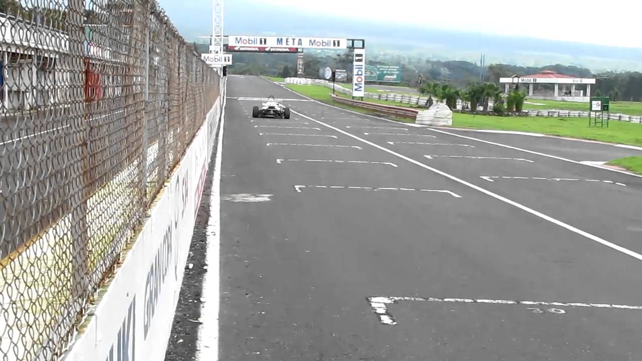 FORMULA MAZDA JIM RUSSEL,