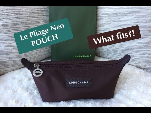 What's in My Longchamp Pouch, Le Pliage Neo Pouch