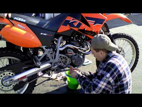 Ktm Motorrad 660 Smc Ankicken ktm 625 sxc lc4 servicearbeiten doovi Ktm Motorrad 660 Smc Ankicken ktm 625 sxc lc4 servicearbeiten doovi