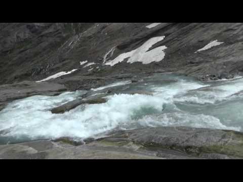 Video: Tīklā Ir Ievietots Video Ar Ledāju Kušanas Murgainajām Sekām - Alternatīvs Skats