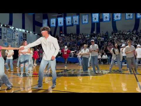 SMHS C/O 2025 HOCO Dance off - YouTube
