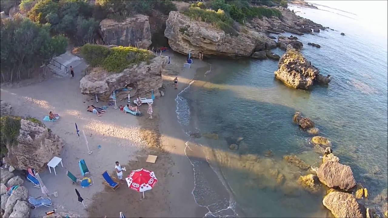 Isola di Capo Rizzuto località Marinella Camping Villaggio le Mimose