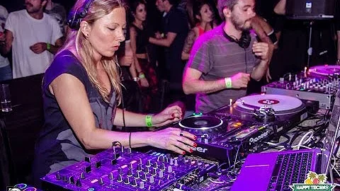 Paula Cazenave & A.Professor @ Happy Techno - City...