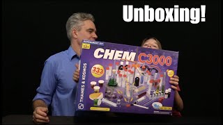 Chem3000 Unboxing - What's Inside Thames & Kosmos Chemistry C3000 Kit