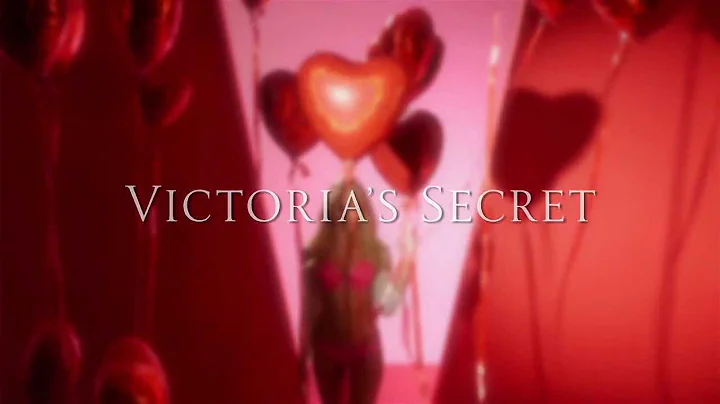 Online Exclusive: A Bombshells' Day Video from Vic...