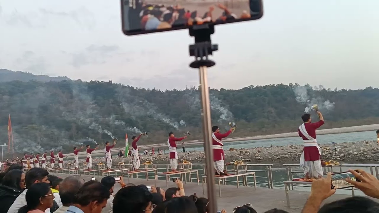 Aarti ganga ji trveni ghat Rishikesh #youtub 