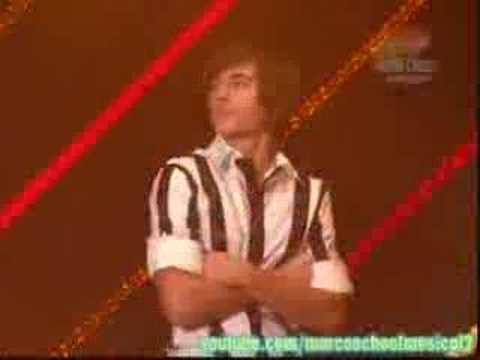 ZAC EFRON GETS SLIMED - YouTube