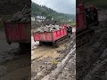 Bùn càng lầy càng dễ chạy, nghe sai sai đúng không các bác, nhưng với con này thì là chuyện nhỏ!