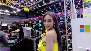 Kwang Banana IT VR 3D