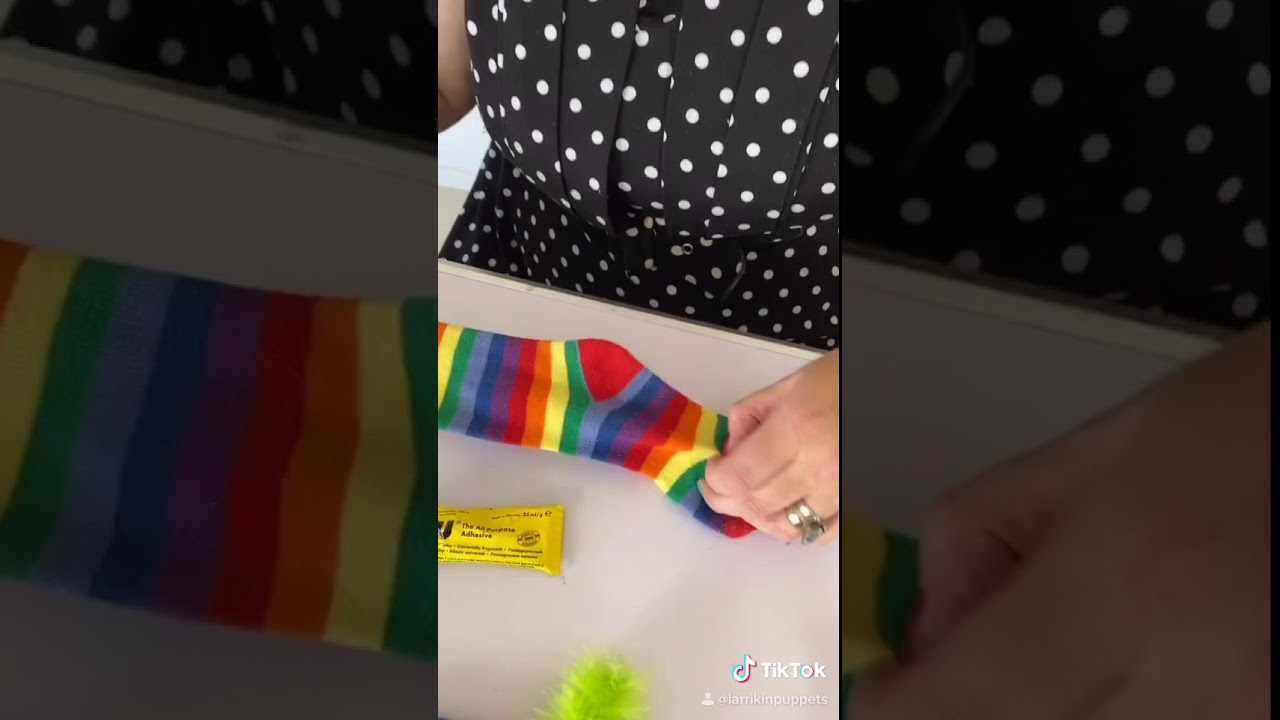 Make A Sock Puppet!