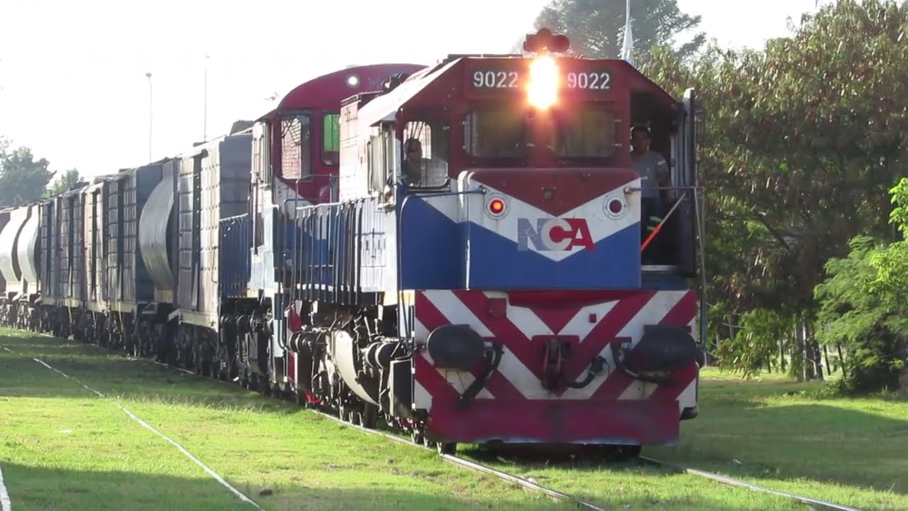 Tren Vacio de NCA saliendo de Villa Maria rumbo hacia General Deheza