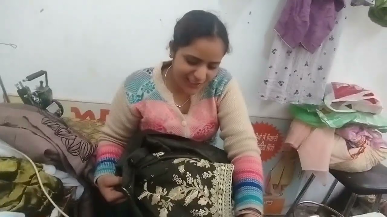 ਗੁਰੂ ਘਰ ਵਿੱਚ ਮੱਥਾ ਟੇਕਿਆ। ਤੇ ਕੰਮ ਕੀਤੇ। 