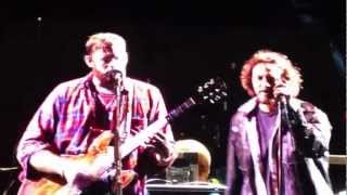 Eddie Vedder & Kings of Leon - The Bucket - Treasure Island (October 3, 2012) chords