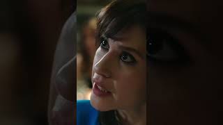 Nazlı Olaya El Attı Resimi