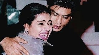 عناق شاروخان لكاجول ونظرات زوجته جوري لهم Shah Rukh Khan hugs Kajol and his wife Gauri looks at them