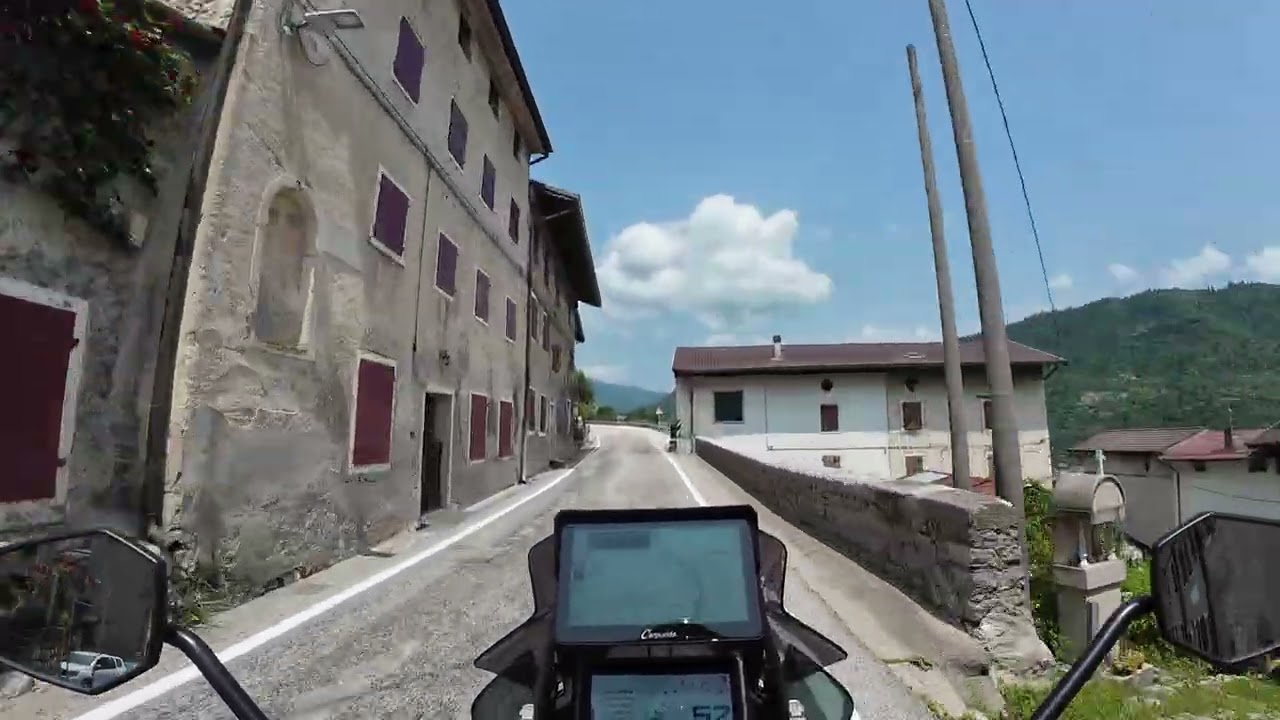 Südtirol 2025 Richtung Enego KTM 1290 Adventure RAW