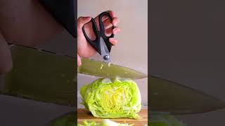 Chop lettuce quickly with this scissor hack 🥬✂️