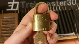 (205) Brass Shackle U.S. Eagle Padlock Spp