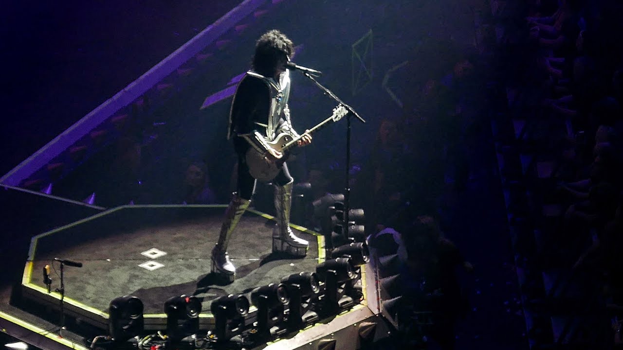 KISS "Detroit Rock City/Shout It Out Loud/Deuce" 4K - Amalie Arena, Tampa, FL - April 11, 2019