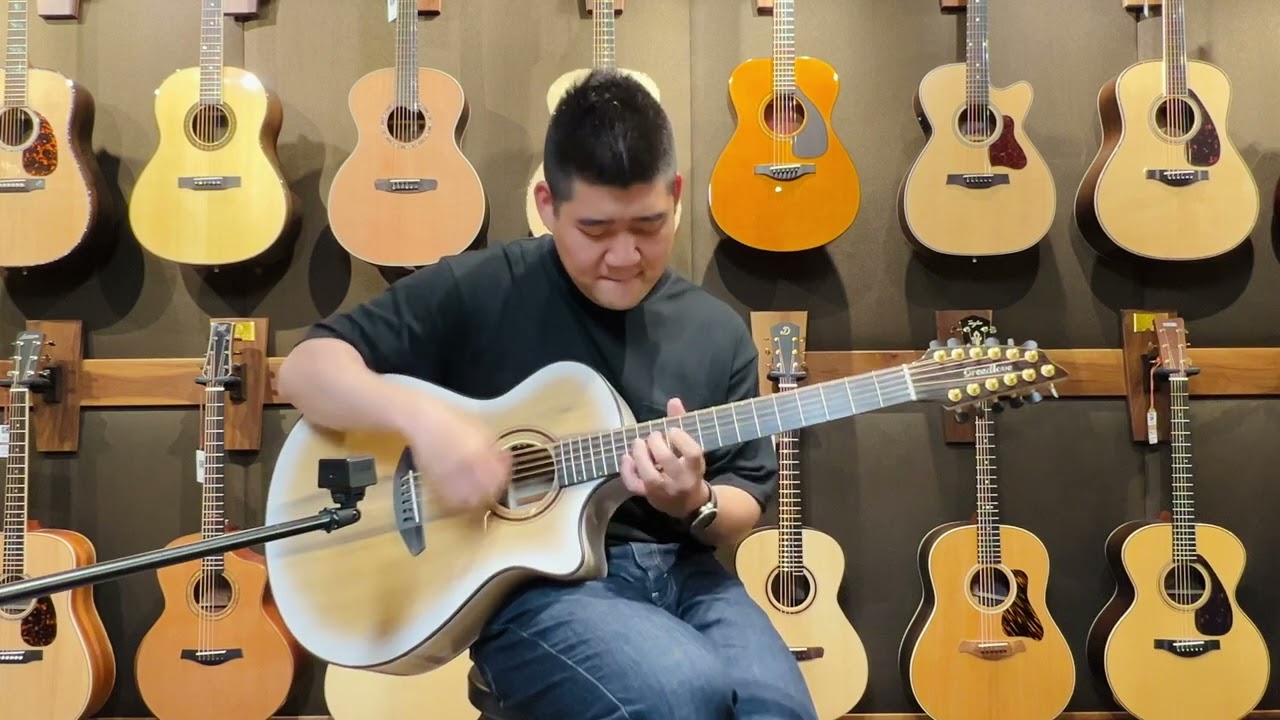 Breedlove Oregon Concerto White Sand 12 String CE LTD