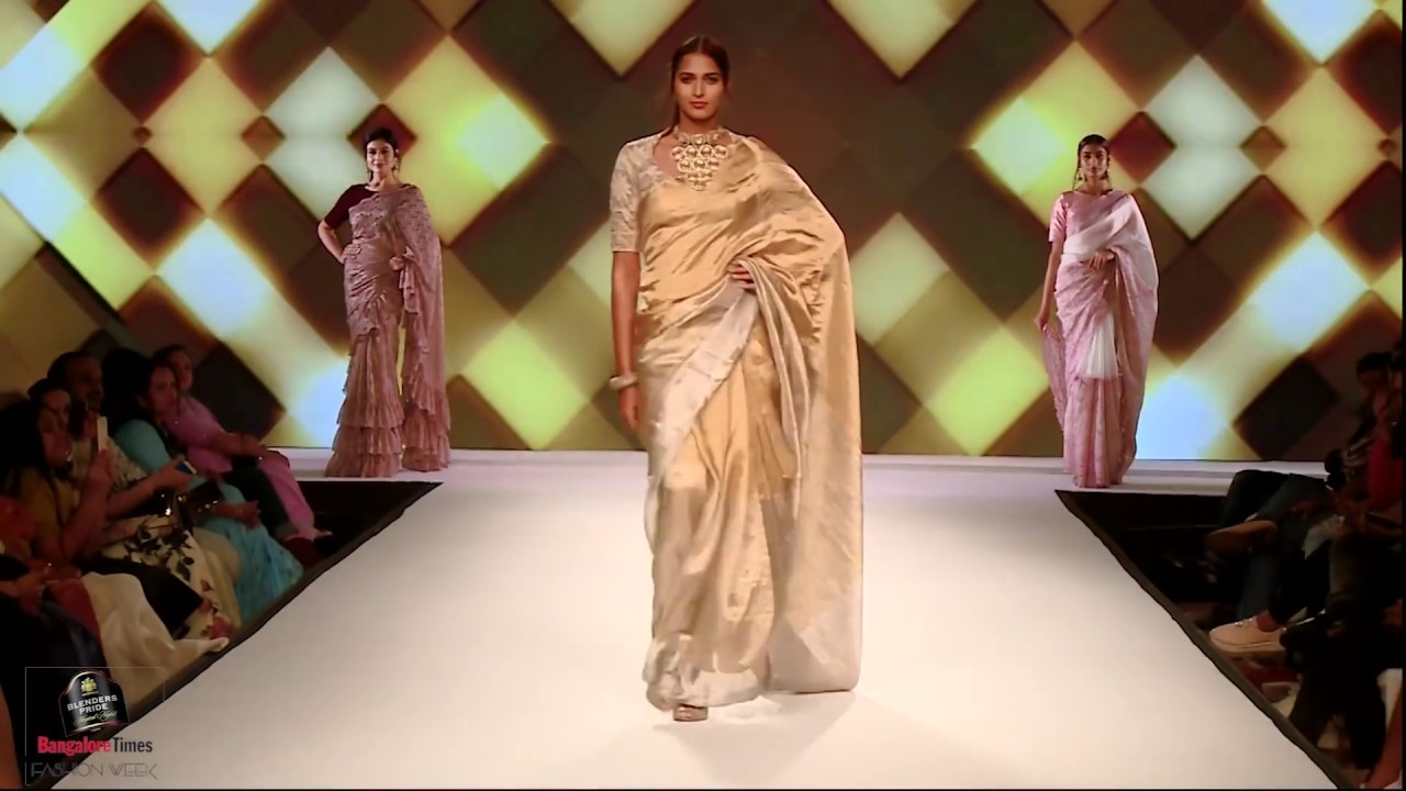 Fashion Week special models sashay in SakhiFashions designer saree 