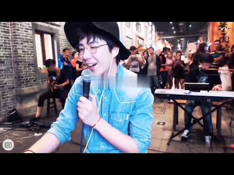 【摩登兄弟】经典直播现场《你还要我怎样》，每首都很投入啊