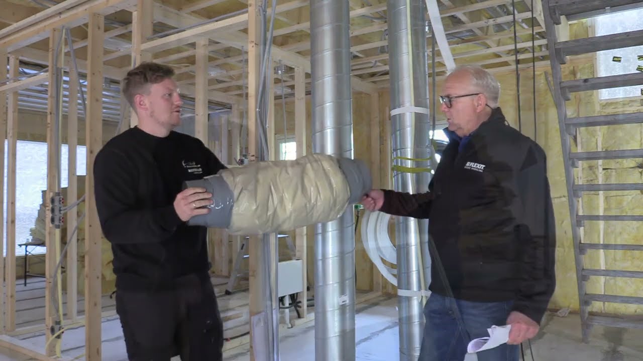 Montering av balansert ventilasjonsanlegg fra Flexit AS