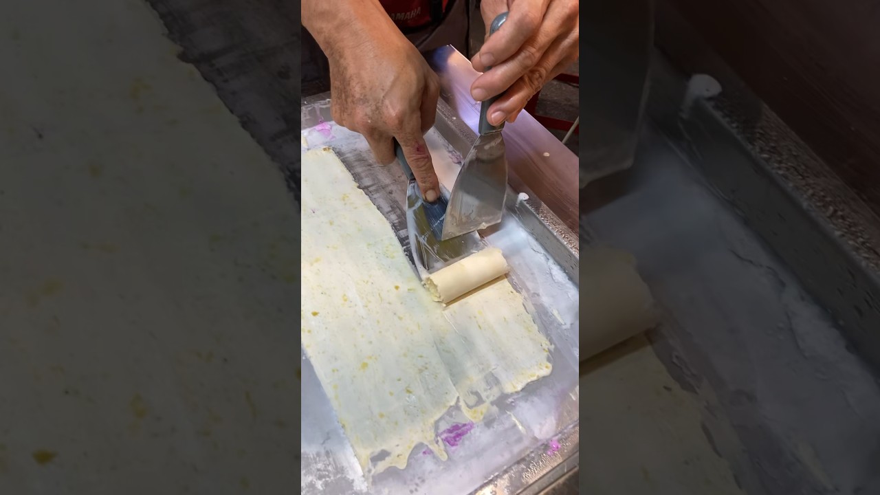 Rolled ice cream - Jonker street night market, Melaka 