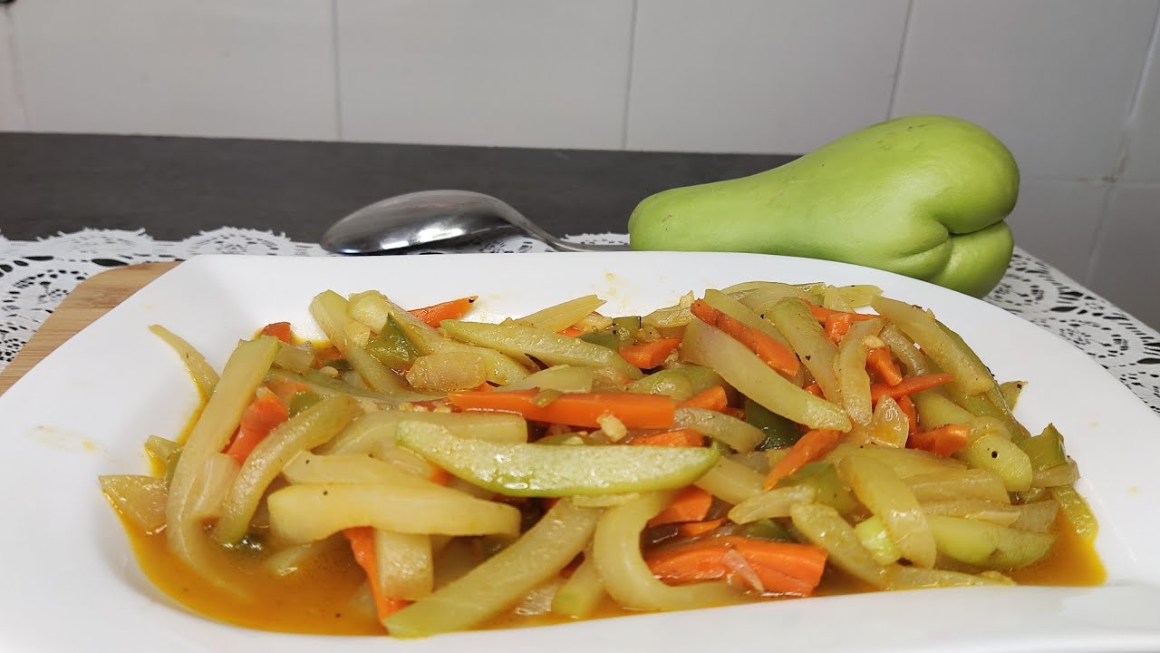 Salteado de Chayote 😊.