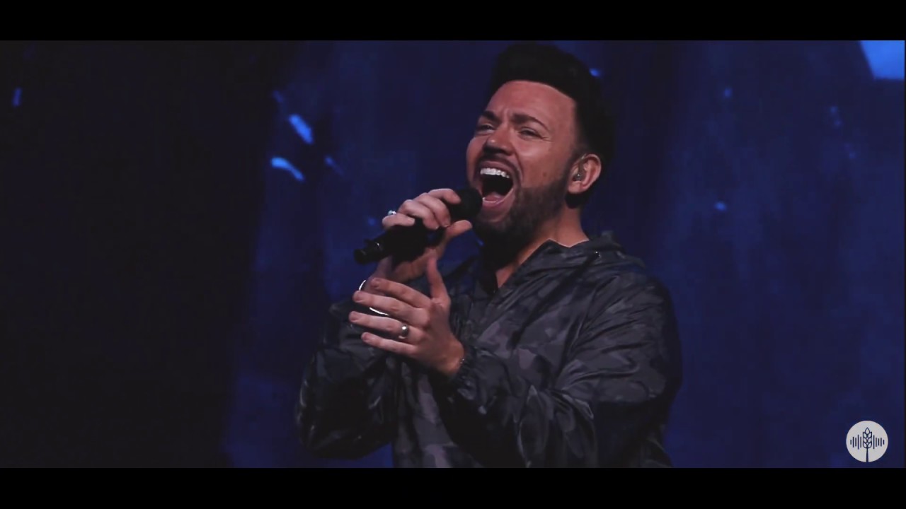 Never Let Go - Harvest Music Live Featuring Chris Degen - YouTube