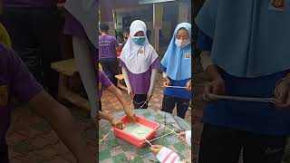 Seronok saya...boleh..buat belon besar...aktiviti Persatuan Sains dan Matematik