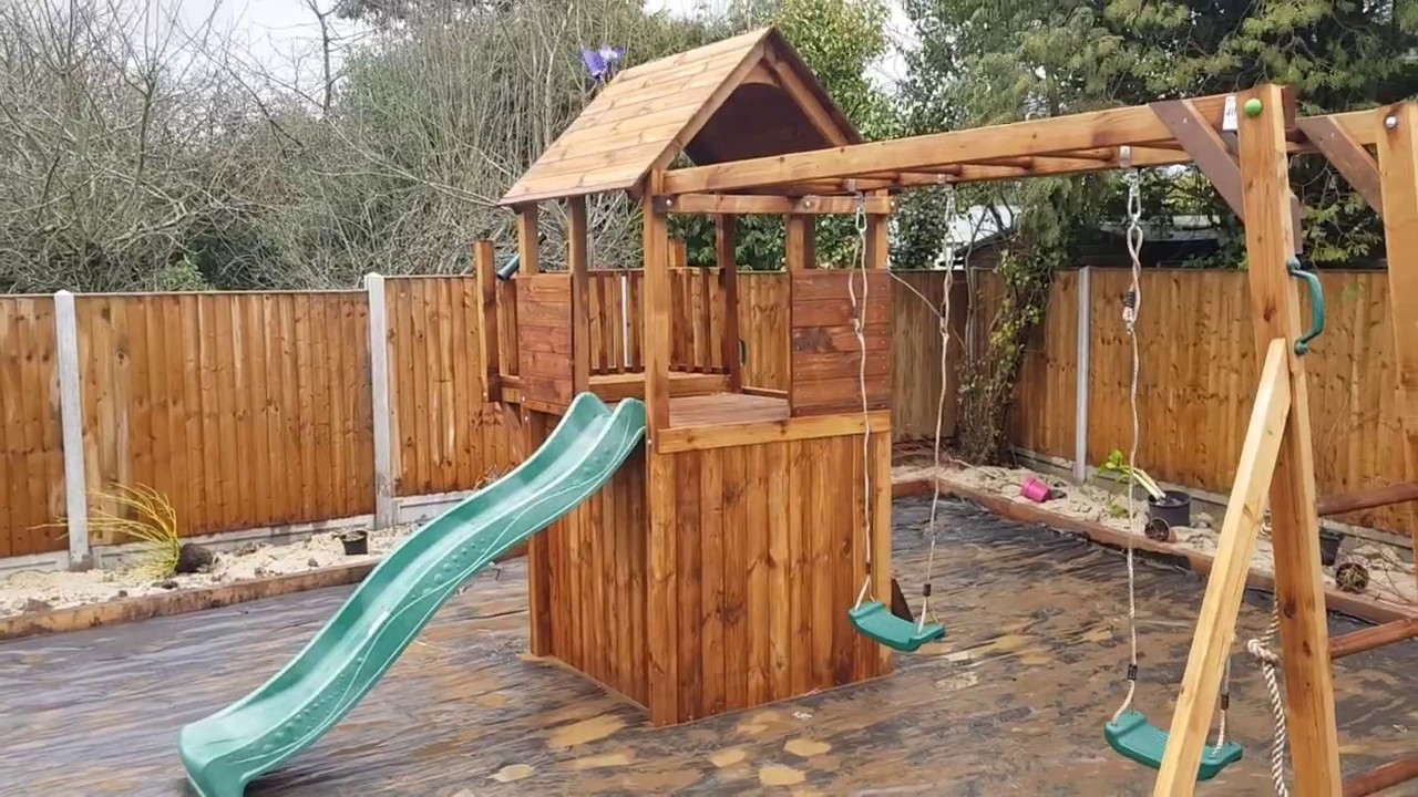 Dunster House Mega Fort - Climbing Frame Installer