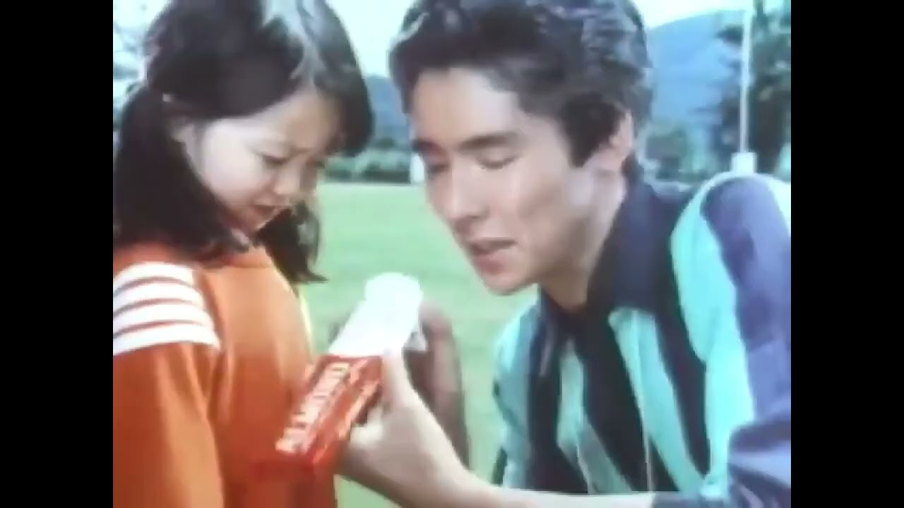 ロッテ アーモンドチョコレート CM 郷ひろみ(1976年) - YouTube