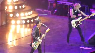 Green Day - She (Live) @ London England 02 08/2/2017 Multicam HD