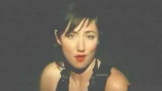 Video thumbnail of "KT Tunstall - Black Horse & The Cherry Tree"