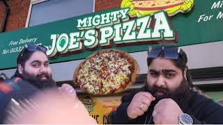 THIS MIGHTY MEATY PIZZA THOUGHT IT COULD DEFEAT ME?!? HALAL FOOD REVIEW | THE FOOD GOVERNOR | DERBY screenshot 5