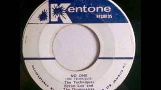 Miniatura de "The Techniques - No One"