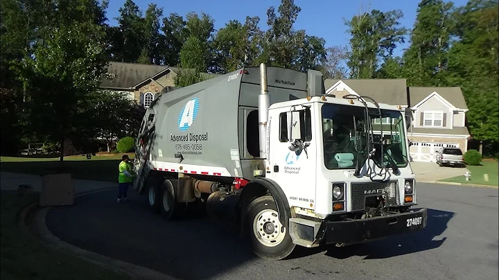 Advanced Disposal- Mack MR McNeilus Rear Load Trash Truck